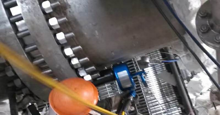 液壓扳手壓力容器行業(yè)緊固作業(yè)應(yīng)用